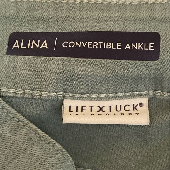 NYDJ - Alina Convertible Ankle Mid Rise Straight Jeans - Women's size - 8/29 - Picture 7 of 11